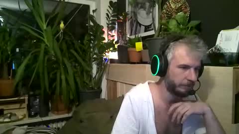 Deen online show from 11/14/25, 08:07