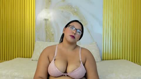 Snapshot of deepandcurvy chatting on 07/02/26, 12:22 deepandcurvy online show from 07/02/26, 12:22