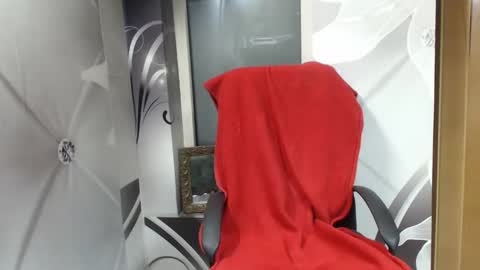 hi guys i m a cute milf i m here for good time and nice people pls be respectfool and enjoy me online show from 05/10/26, 03:12