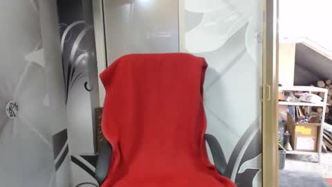 hi guys i m a cute milf i m here for good time and nice people pls be respectfool and enjoy me online show from 05/12/26, 07:49