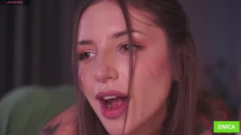 Eva online show from 09/10/25, 08:14