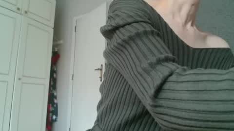 KamiDevi online show from 10/01/25, 02:34