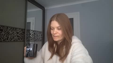 Snapshot of deettabinker chatting on 03/03/26, 08:31 Camila online show from 03/03/26, 08:31