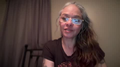 Tori online show from 01/12/25, 07:43