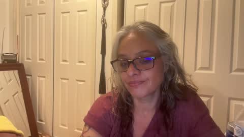 Tori online show from 10/08/25, 03:37