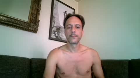 Snapshot of degrandis chatting on 07/18/26, 01:59 Luka Magic online show from 07/18/26, 01:59