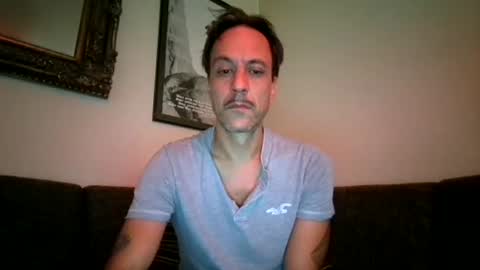 Snapshot of degrandis chatting on 08/03/26, 06:00 Luka Magic online show from 08/03/26, 06:00