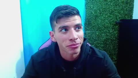 Snapshot of deiby_baby chatting on 12/15/24, 04:51 DEIBY online show from 12/15/24, 04:51