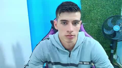 Snapshot of deiby_baby chatting on 02/01/25, 08:37 DEIBY online show from 02/01/25, 08:37