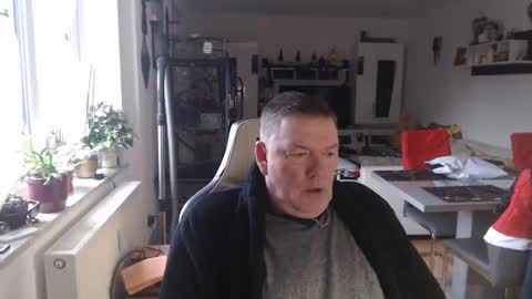 deinprinz2312 online show from 01/01/25, 08:24