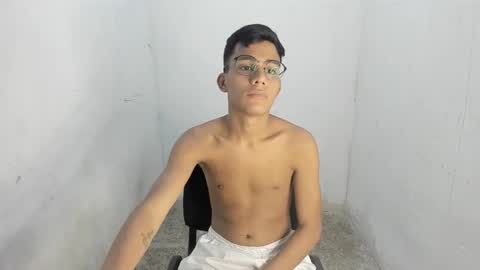 deivi_colins online show from 10/11/25, 12:54