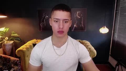 Snapshot of deivid_parker chatting on 09/13/25, 02:06 Deivid online show from 09/13/25, 02:06