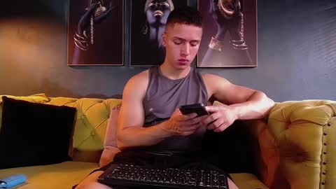 Snapshot of deivid_parker chatting on 09/25/25, 02:21 Deivid online show from 09/25/25, 02:21