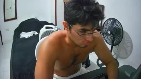 Snapshot of deividellobo chatting on 02/07/25, 02:50 deividellobo online show from 02/07/25, 02:50