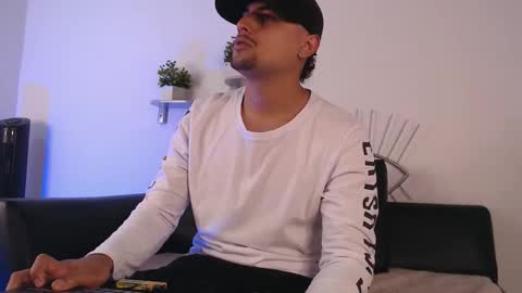  DEIVY  online show from 10/24/25, 01:24