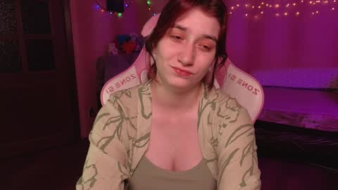 Snapshot of deizysweet chatting on 01/04/25, 05:27 Princess Potato online show from 01/04/25, 05:27