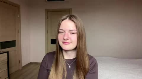 Snapshot of dejameneal chatting on 05/01/26, 11:48 Mila online show from 05/01/26, 11:48