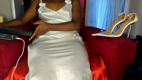 deli_la online show from 03/02/26, 12:45