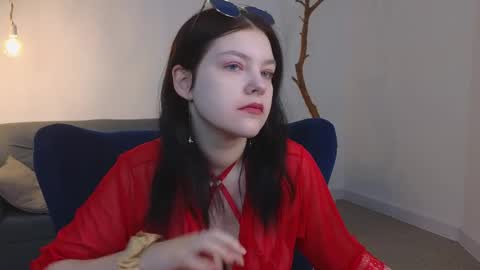 deliaeffy online show from 04/05/26, 12:35