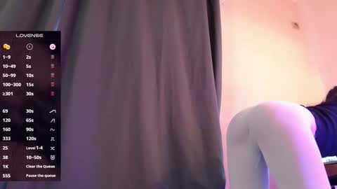 Snapshot of delicatekisss chatting on 01/13/26, 09:36 Nicole online show from 01/13/26, 09:36