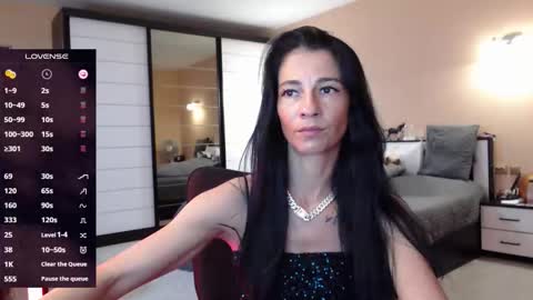 Nicole online show from 05/17/26, 06:55