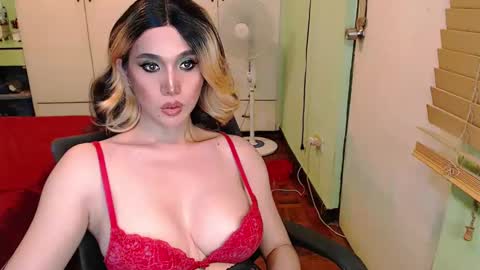 Snapshot of deliciosats chatting on 12/07/24, 09:50 Mercedes online show from 12/07/24, 09:50