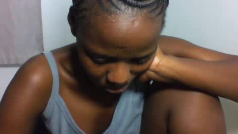 Snapshot of deliciousbabe01 chatting on 06/13/26, 01:53 EVAH online show from 06/13/26, 01:53