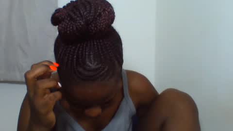 Snapshot of deliciousbabe01 chatting on 06/14/26, 08:11 EVAH online show from 06/14/26, 08:11