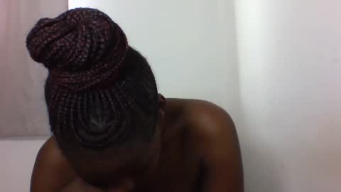 Snapshot of deliciousbabe01 chatting on 06/21/26, 05:10 EVAH online show from 06/21/26, 05:10