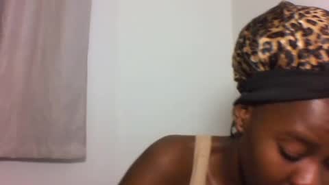 Snapshot of deliciousbabe01 chatting on 06/26/26, 03:33 EVAH online show from 06/26/26, 03:33