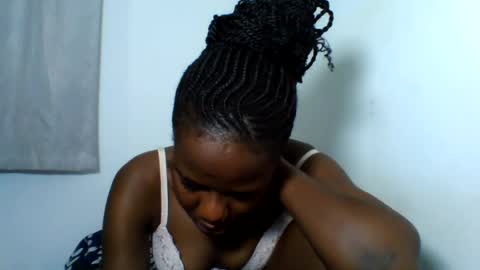 Snapshot of deliciousbabe01 chatting on 07/23/26, 03:26 EVAH online show from 07/23/26, 03:26