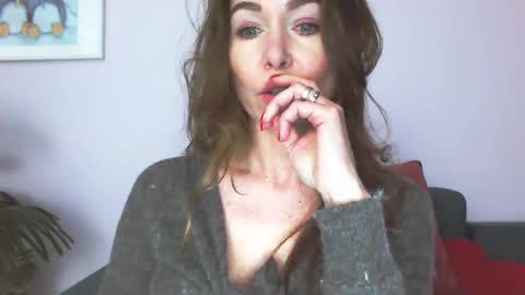 Snapshot of delilah_sweet chatting on 03/31/26, 03:23 delilah_sweet online show from 03/31/26, 03:23