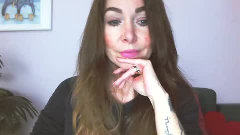 Snapshot of delilah_sweet chatting on 04/07/26, 03:23 delilah_sweet online show from 04/07/26, 03:23