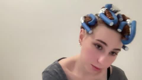 Delivery      online show from 01/12/25, 01:11