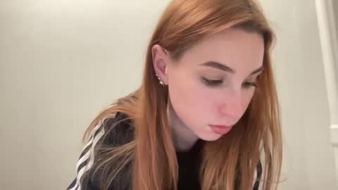 Delivery      online show from 03/12/25, 07:17