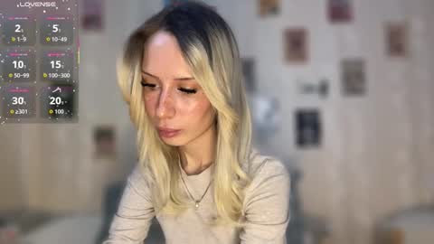 Della online show from 02/12/26, 10:43