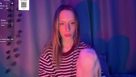 Della online show from 04/01/26, 04:26