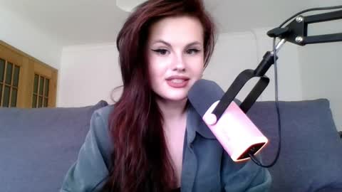 dellacrush_ online show from 03/09/25, 03:05
