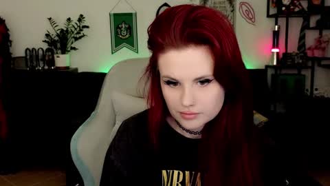 dellacrush_ online show from 02/10/26, 06:56