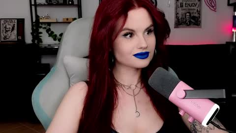 dellacrush_ online show from 04/07/26, 06:30