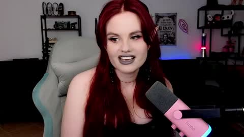 dellacrush_ online show from 04/08/26, 05:35