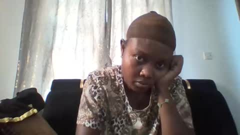 dellarine517299 online show from 01/12/26, 10:31