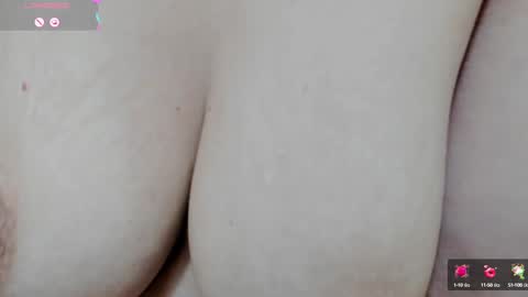 Snapshot of dellicioussepussy chatting on 03/11/25, 10:29 Mire online show from 03/11/25, 10:29