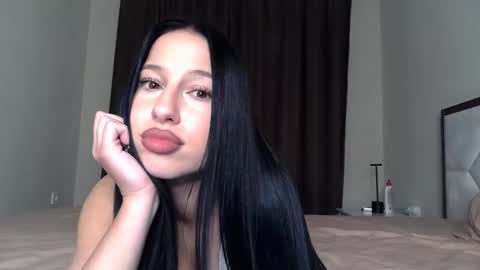 delly_love online show from 09/27/25, 10:48