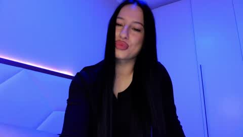 delly_love online show from 03/30/26, 08:54