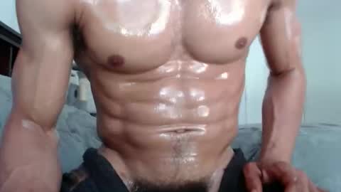Snapshot of delneegro chatting on 05/12/26, 03:42 RASHAAD online show from 05/12/26, 03:42