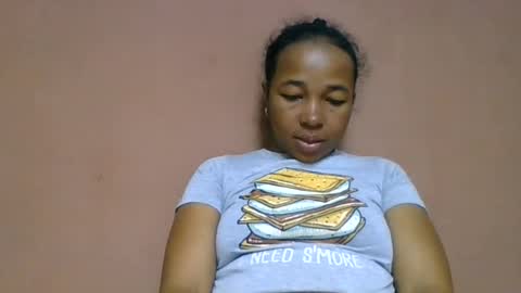 Snapshot of delphin774164 chatting on 07/09/26, 06:12 delphin774164 online show from 07/09/26, 06:12