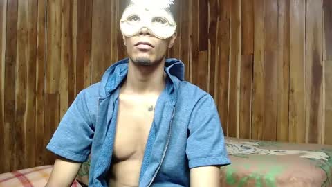 Snapshot of demarcous_nm chatting on 10/21/25, 10:43 D.C online show from 10/21/25, 10:43