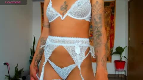 demeter__ online show from 04/22/26, 10:00