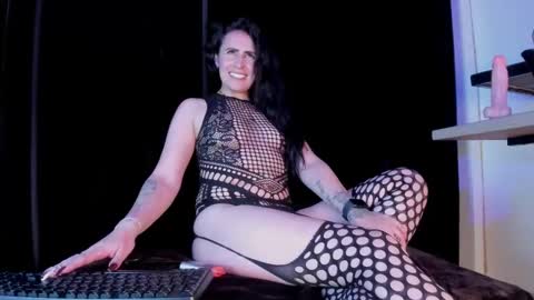 DEMI MOORE online show from 03/11/25, 05:38